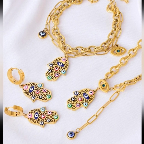 Gold Hamsa 4 pcs bundle - Necklace, Bracelet, and Earrings - Picture 1 of 4